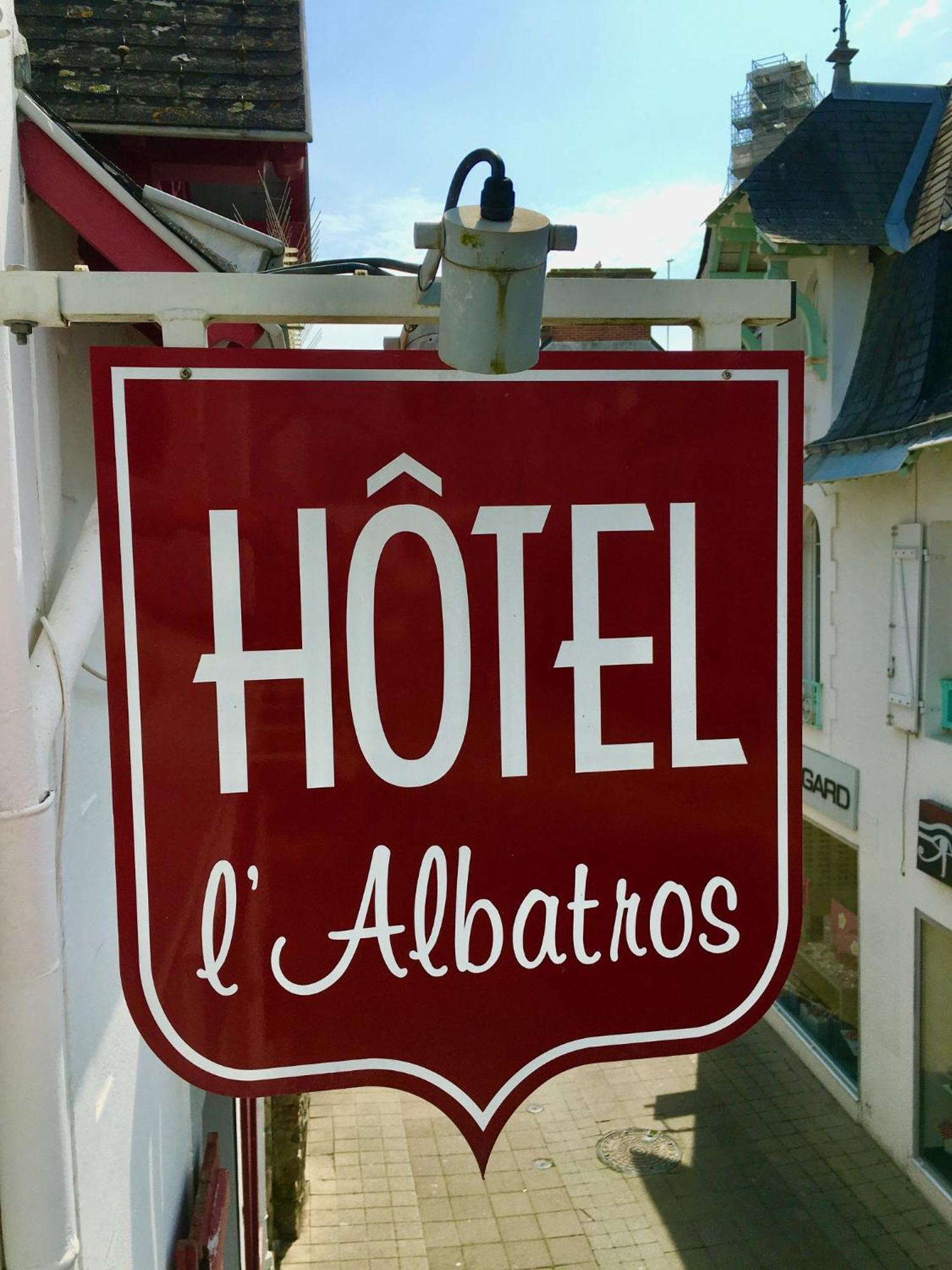 Hôtel L'albatros Le Pouliguen Exterior foto